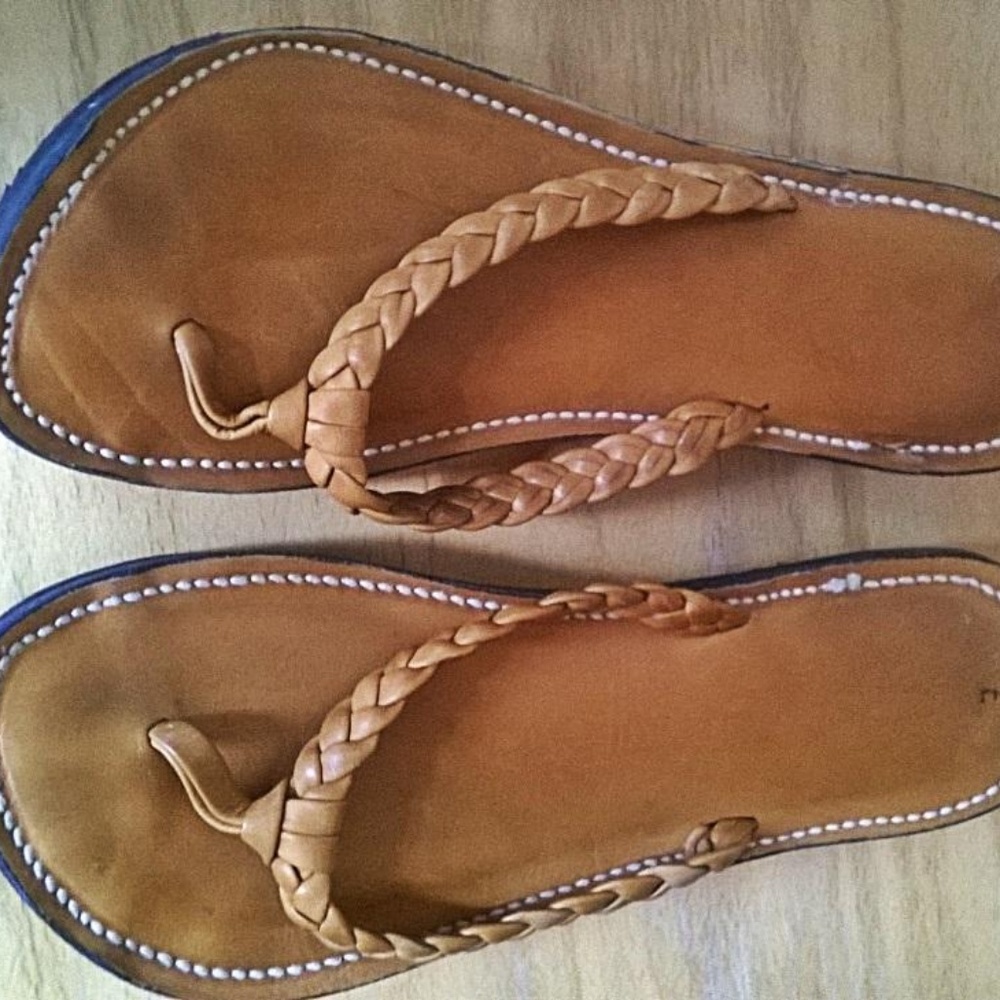 Chunky Leather Sandals / Slippers in Caramel Color